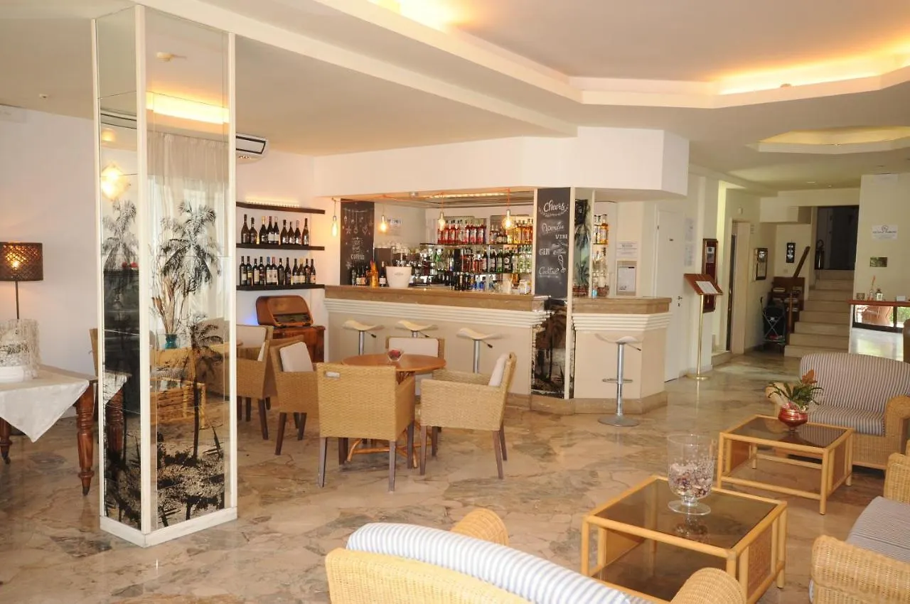Hotel Avana Fronte Mare Riccione