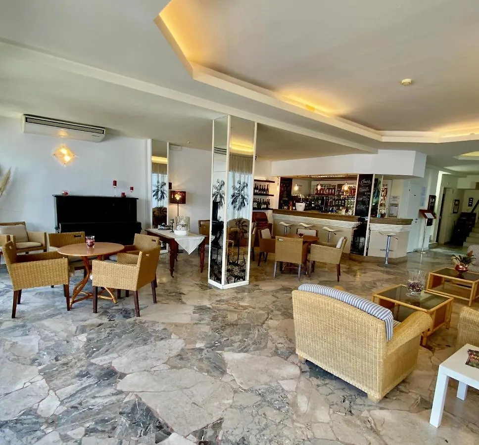 ***  Hotel Avana Fronte Mare Riccione Itálie