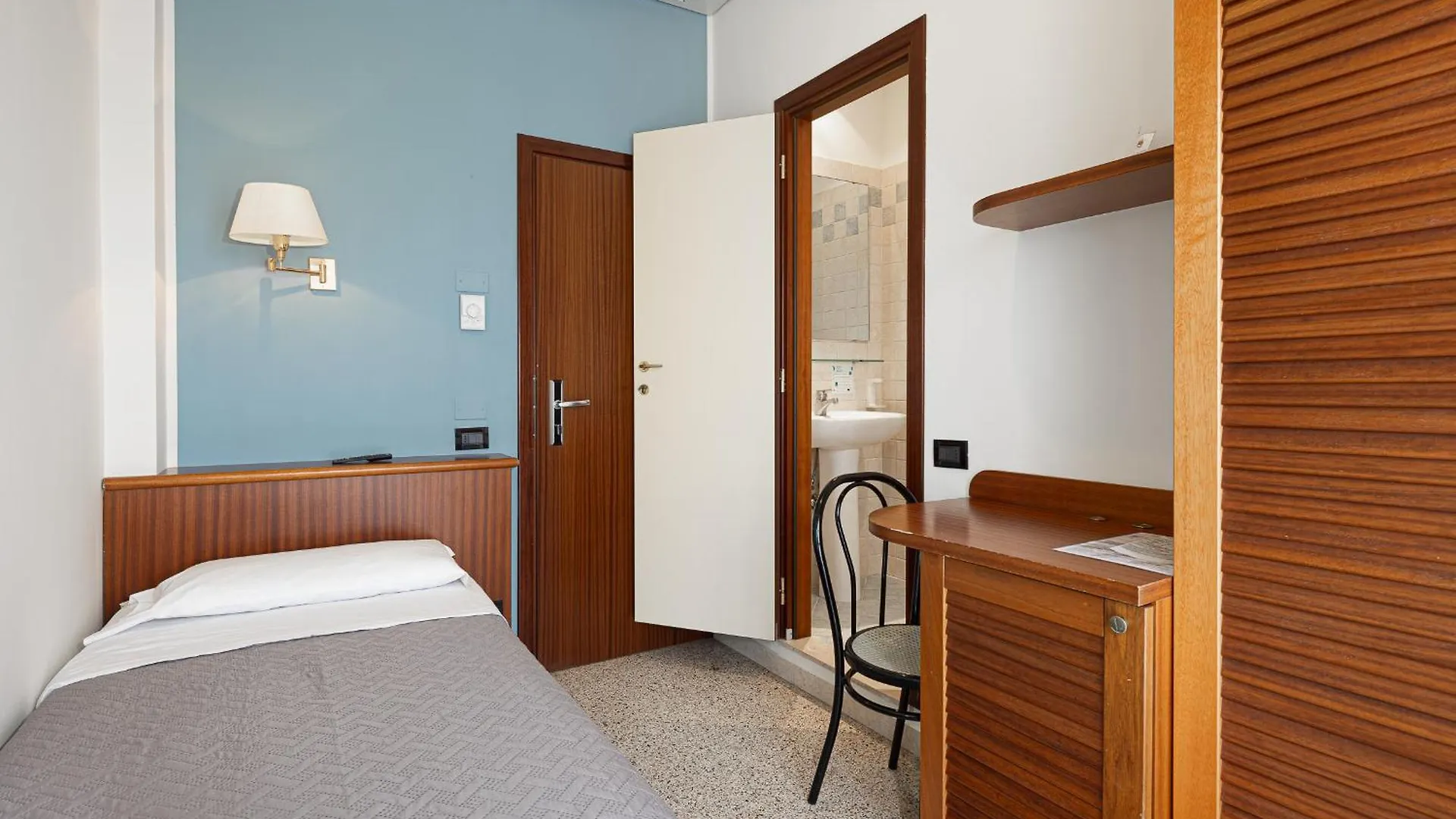 Hotel Avana Fronte Mare Riccione Italy